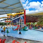 Piazza Diroma Com Acesso Ao Acqua Park Em Caldas Novas